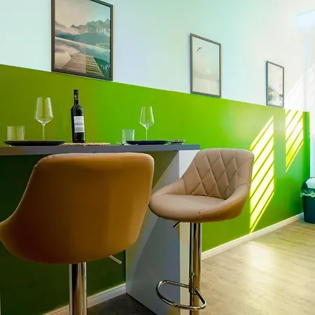 Blue Chili 32 - Stadtwohnung Fuer 3 Modern Zentral Karlshorst Wlan Апартаменты Берлин