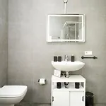 Appartement Blue Chili 32 - Stadtwohnung Fuer 3 Modern Zentral Karlshorst Wlan *