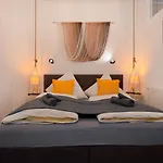 Apartmán Blue Chili 32 - Stadtwohnung Fuer 3 Modern Zentral Karlshorst Wlan *